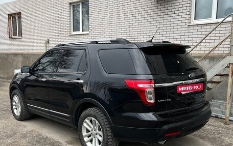 Ford Explorer VI, 2013 год, 2 000 000 рублей, 2 фотография