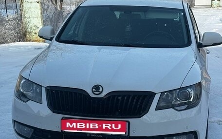 Skoda Superb III рестайлинг, 2014 год, 1 370 000 рублей, 5 фотография