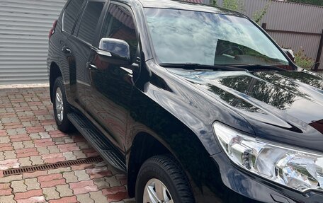 Toyota Land Cruiser Prado 150 рестайлинг 2, 2018 год, 4 400 000 рублей, 21 фотография