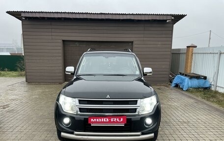 Mitsubishi Pajero IV, 2014 год, 3 000 000 рублей, 2 фотография