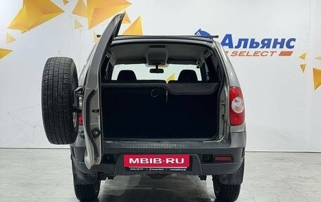 Chevrolet Niva I рестайлинг, 2013 год, 580 000 рублей, 32 фотография