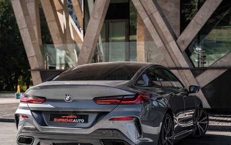 BMW 8 серия, 2021 год, 6 800 000 рублей, 6 фотография