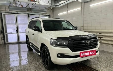 Toyota Land Cruiser 200, 2016 год, 6 197 000 рублей, 4 фотография