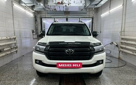 Toyota Land Cruiser 200, 2016 год, 6 197 000 рублей, 3 фотография