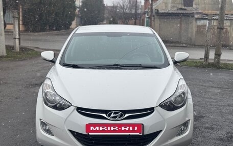 Hyundai Elantra V, 2013 год, 1 350 000 рублей, 3 фотография