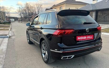 Volkswagen Tiguan II, 2021 год, 4 300 000 рублей, 6 фотография