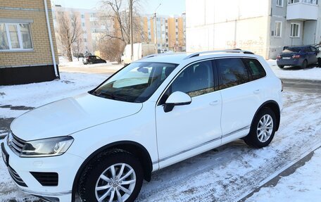 Volkswagen Touareg III, 2015 год, 3 150 000 рублей, 2 фотография