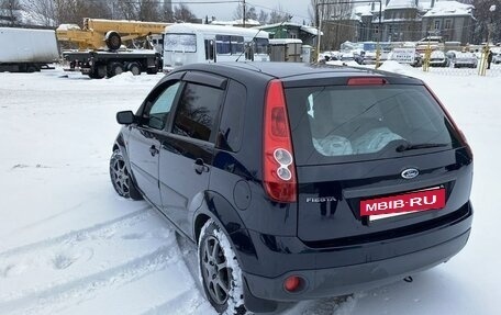 Ford Fiesta, 2006 год, 380 000 рублей, 2 фотография