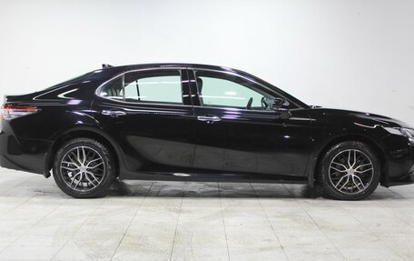 Toyota Camry, 2021 год, 3 690 000 рублей, 4 фотография