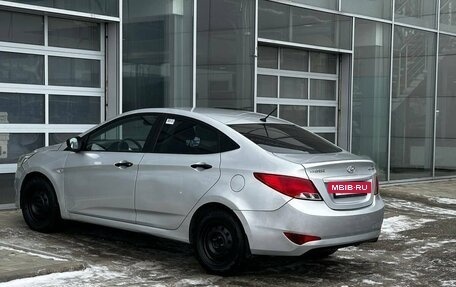 Hyundai Solaris II рестайлинг, 2015 год, 630 000 рублей, 6 фотография