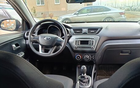 KIA Rio III рестайлинг, 2014 год, 935 000 рублей, 3 фотография