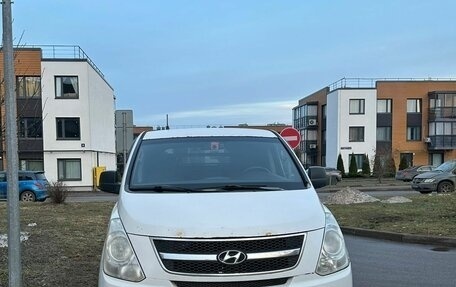 Hyundai Grand Starex Grand Starex I рестайлинг 2, 2008 год, 950 000 рублей, 14 фотография