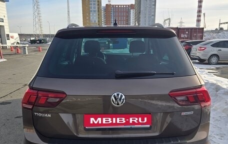 Volkswagen Tiguan II, 2019 год, 2 380 000 рублей, 8 фотография