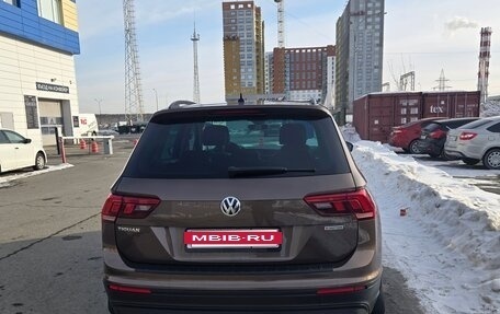 Volkswagen Tiguan II, 2019 год, 2 380 000 рублей, 16 фотография