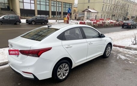 Hyundai Solaris II рестайлинг, 2019 год, 1 050 000 рублей, 4 фотография