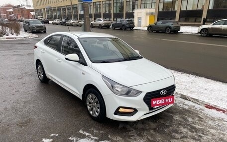 Hyundai Solaris II рестайлинг, 2019 год, 1 050 000 рублей, 5 фотография