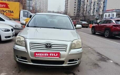 Toyota Avensis III рестайлинг, 2003 год, 560 000 рублей, 2 фотография