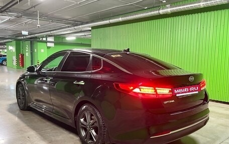 KIA Optima IV, 2017 год, 1 985 000 рублей, 3 фотография