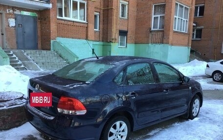 Volkswagen Polo VI (EU Market), 2013 год, 900 000 рублей, 4 фотография