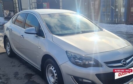 Opel Astra J, 2013 год, 1 160 000 рублей, 3 фотография