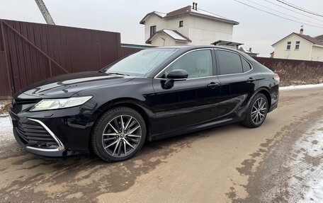 Toyota Camry, 2021 год, 3 650 000 рублей, 4 фотография