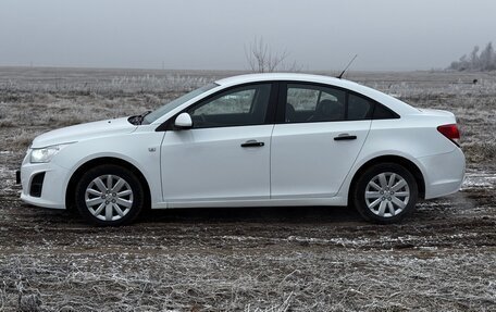 Chevrolet Cruze II, 2013 год, 880 000 рублей, 3 фотография