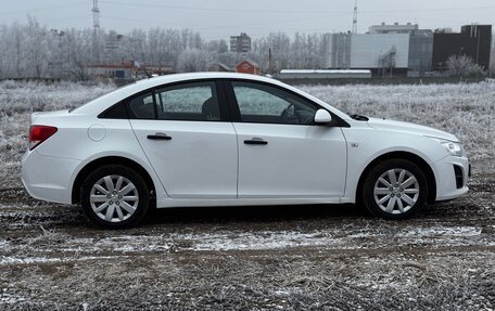 Chevrolet Cruze II, 2013 год, 880 000 рублей, 7 фотография