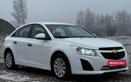 Chevrolet Cruze II, 2013 год, 880 000 рублей, 8 фотография