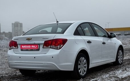 Chevrolet Cruze II, 2013 год, 880 000 рублей, 6 фотография