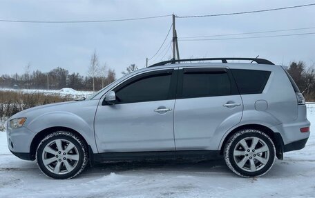 Mitsubishi Outlander III рестайлинг 3, 2011 год, 1 450 000 рублей, 1 фотография