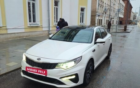 KIA Optima IV, 2019 год, 1 950 000 рублей, 2 фотография