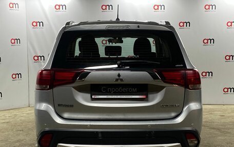 Mitsubishi Outlander III рестайлинг 3, 2015 год, 1 549 000 рублей, 5 фотография