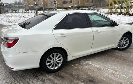 Toyota Camry, 2015 год, 1 850 000 рублей, 4 фотография