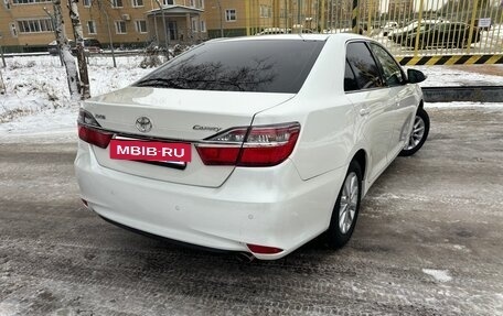 Toyota Camry, 2015 год, 1 850 000 рублей, 7 фотография