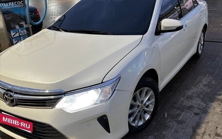 Toyota Camry, 2015 год, 1 850 000 рублей, 20 фотография