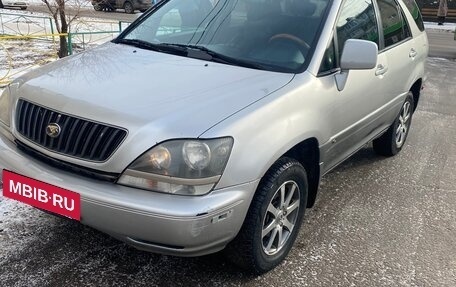 Lexus RX IV рестайлинг, 2001 год, 1 000 000 рублей, 1 фотография