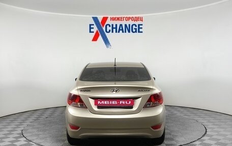 Hyundai Solaris II рестайлинг, 2012 год, 717 000 рублей, 5 фотография