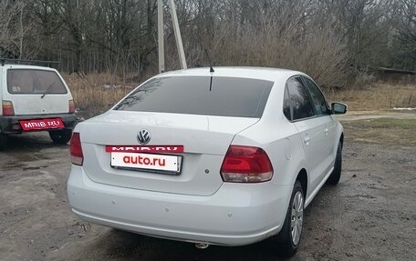 Volkswagen Polo VI (EU Market), 2015 год, 850 000 рублей, 4 фотография