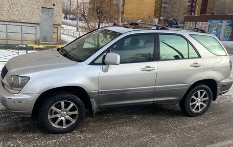 Lexus RX IV рестайлинг, 2001 год, 1 000 000 рублей, 3 фотография