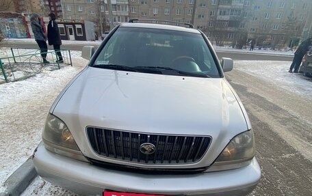 Lexus RX IV рестайлинг, 2001 год, 1 000 000 рублей, 10 фотография