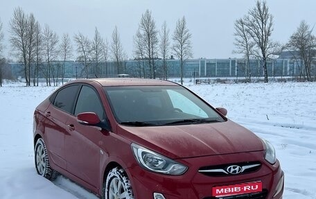 Hyundai Solaris II рестайлинг, 2011 год, 710 000 рублей, 1 фотография