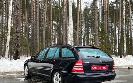 Mercedes-Benz C-Класс, 2003 год, 725 000 рублей, 7 фотография