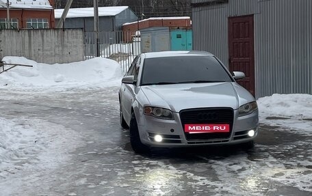 Audi A4, 2005 год, 914 499 рублей, 2 фотография