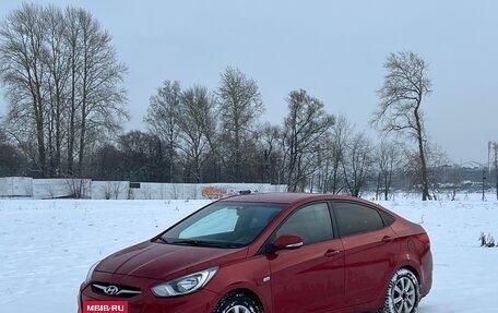 Hyundai Solaris II рестайлинг, 2011 год, 710 000 рублей, 5 фотография