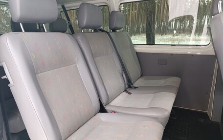 Volkswagen Transporter T5 рестайлинг, 2009 год, 1 215 000 рублей, 8 фотография