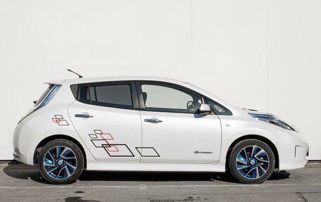Nissan Leaf I, 2014 год, 1 049 000 рублей, 5 фотография