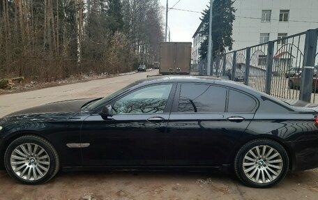 BMW 7 серия, 2011 год, 2 600 000 рублей, 16 фотография