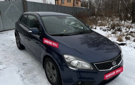 KIA cee'd I рестайлинг, 2011 год, 630 000 рублей, 3 фотография