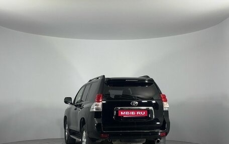 Toyota Land Cruiser Prado 150 рестайлинг 2, 2012 год, 2 875 000 рублей, 6 фотография