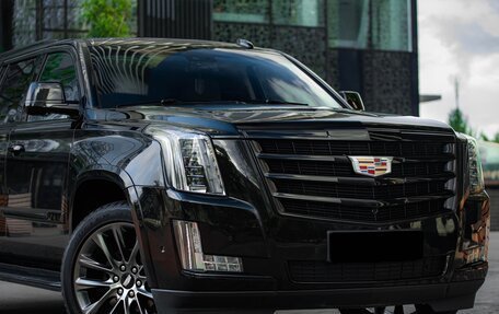 Cadillac Escalade IV, 2019 год, 8 100 000 рублей, 5 фотография